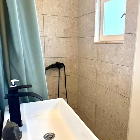 Rege 32 Vendeghaz بيت للعطل *